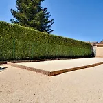 Holiday home In Slaurent-la-vernede