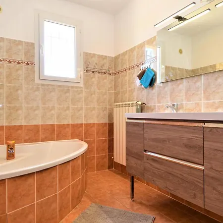 4 Bedroom In S,laurent-la-vernede Fontareches
